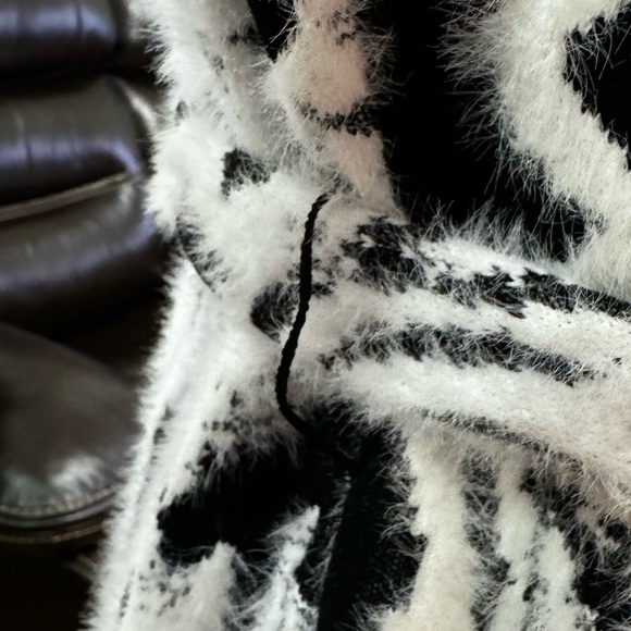 WHBM knit coat, fits size S/m New no tags - Picture 6 of 11